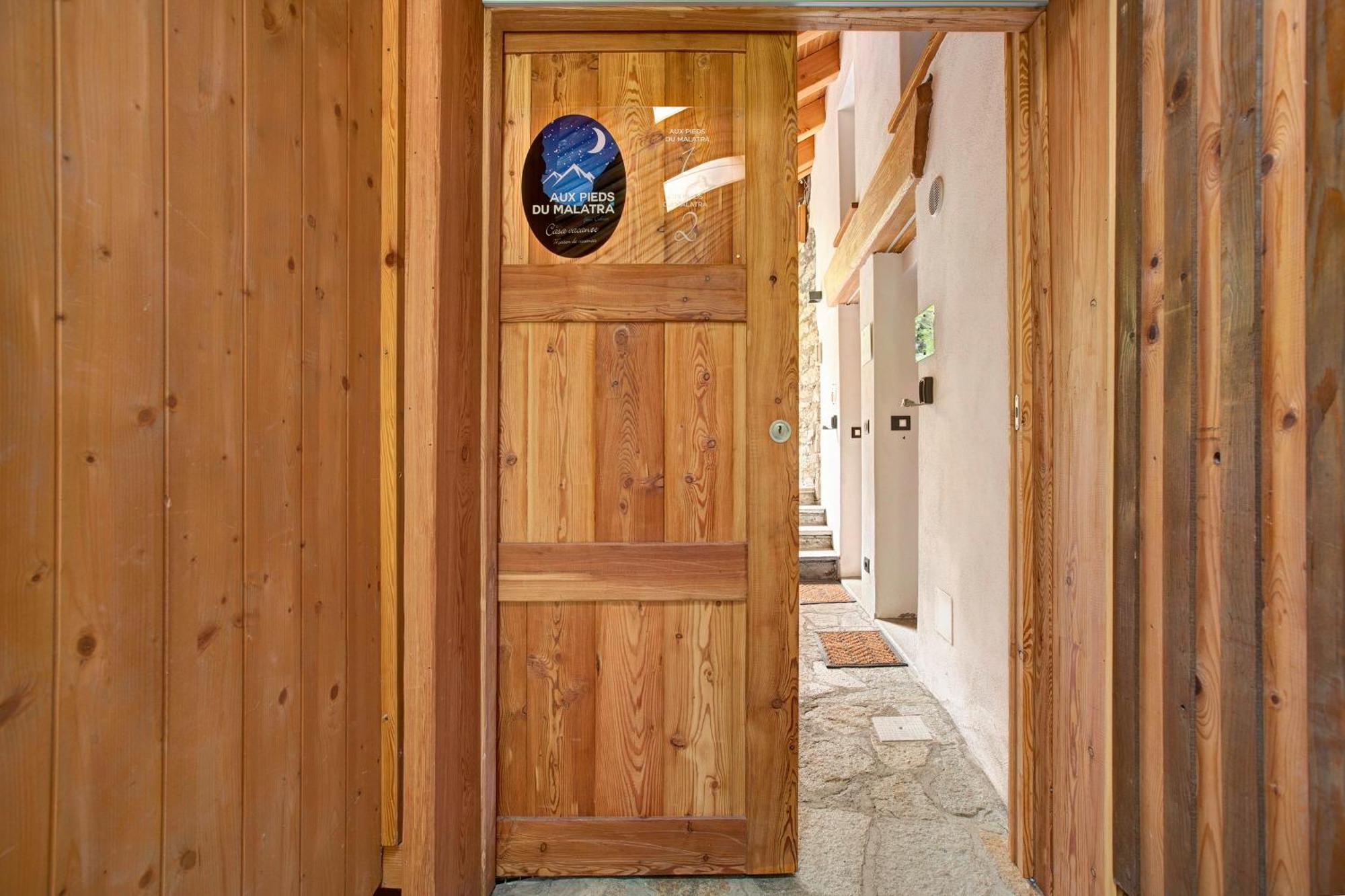 Aux Pieds Du Malatra' 1 Apartment Saint-Rhemy-En-Bosses Luaran gambar